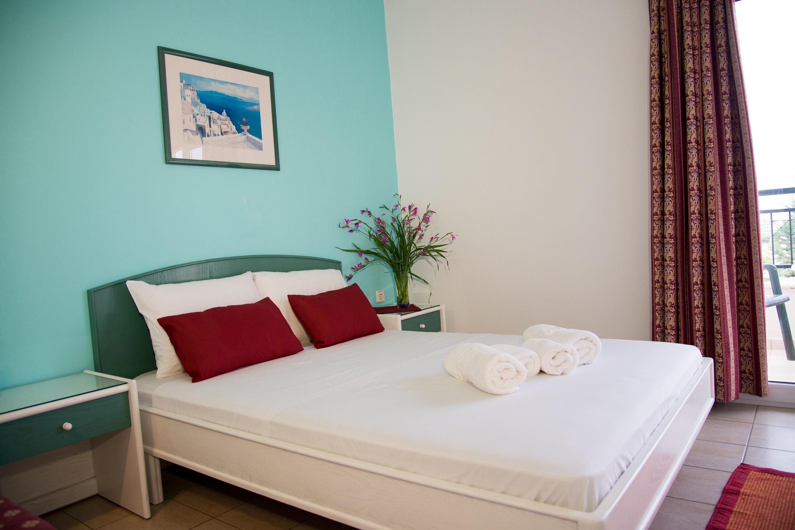 Theoni Apartments ماليا المظهر الخارجي الصورة
