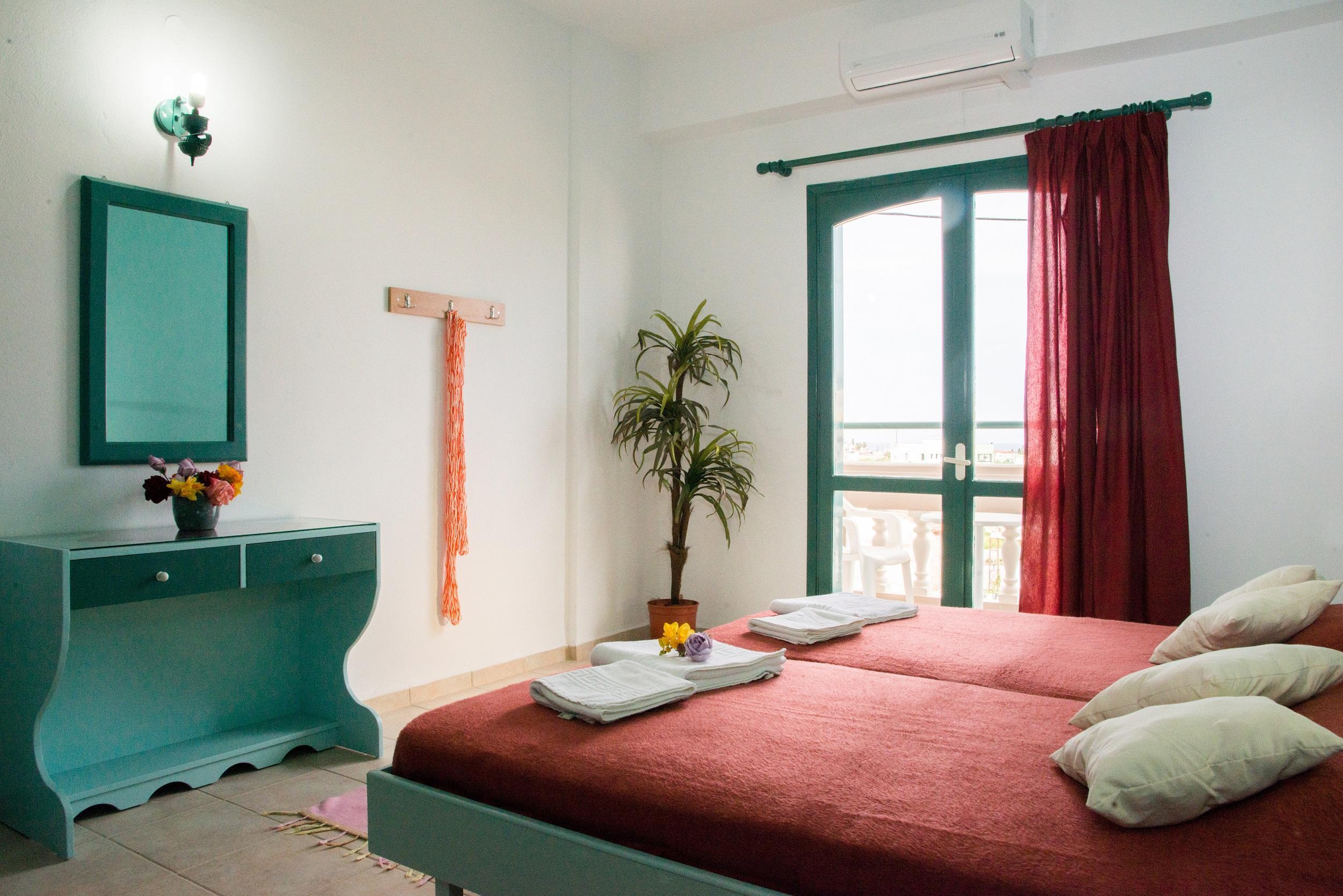 Theoni Apartments ماليا المظهر الخارجي الصورة