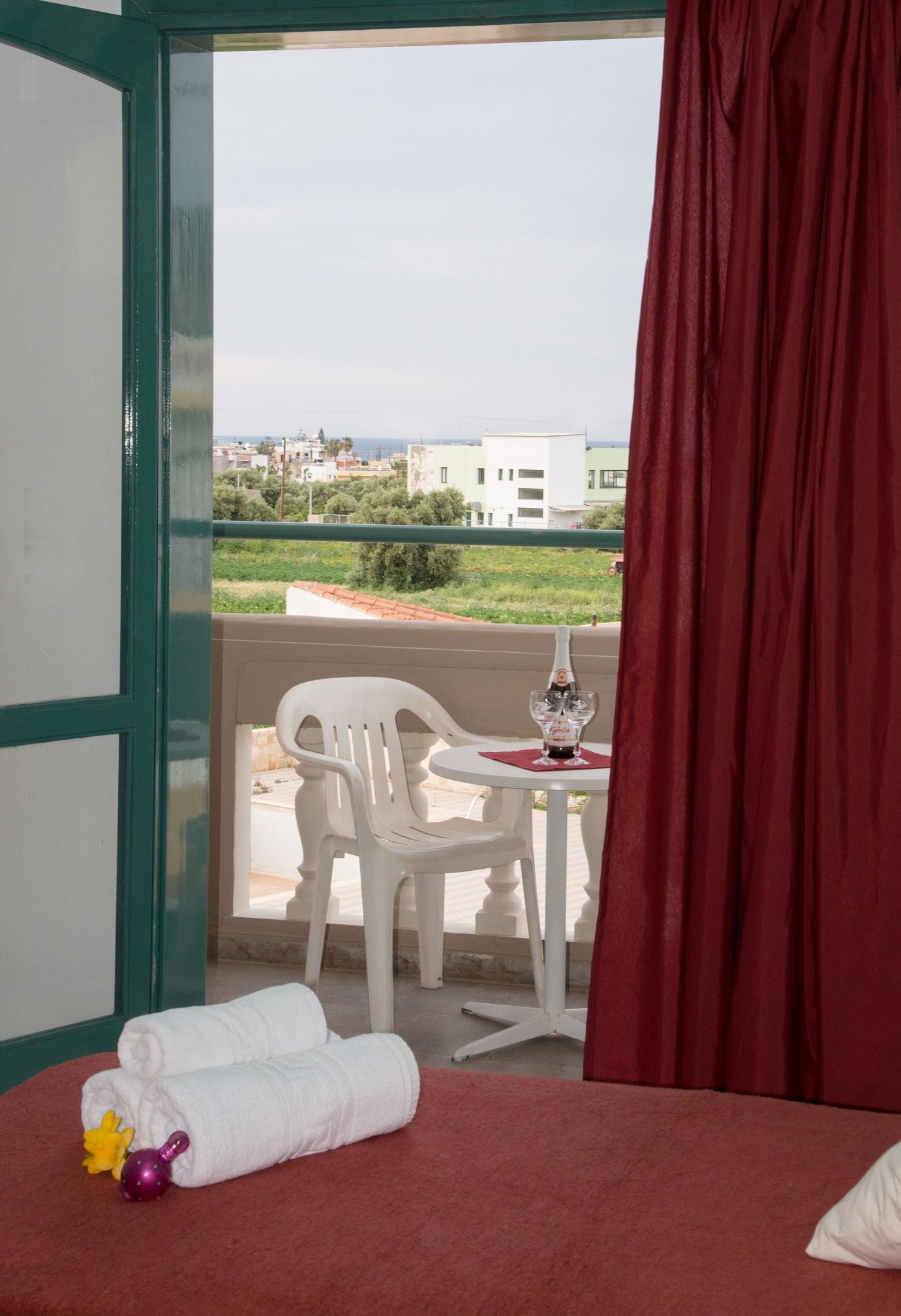 Theoni Apartments ماليا المظهر الخارجي الصورة