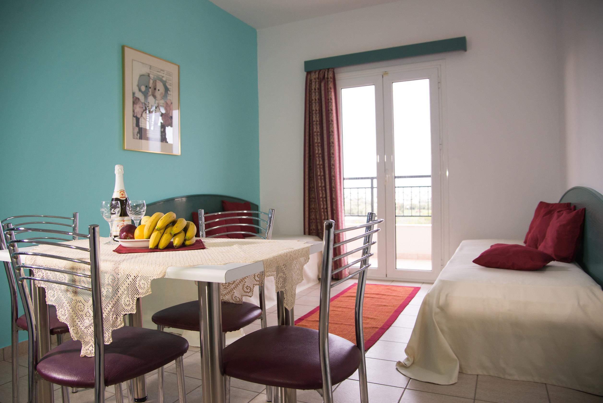 Theoni Apartments ماليا المظهر الخارجي الصورة