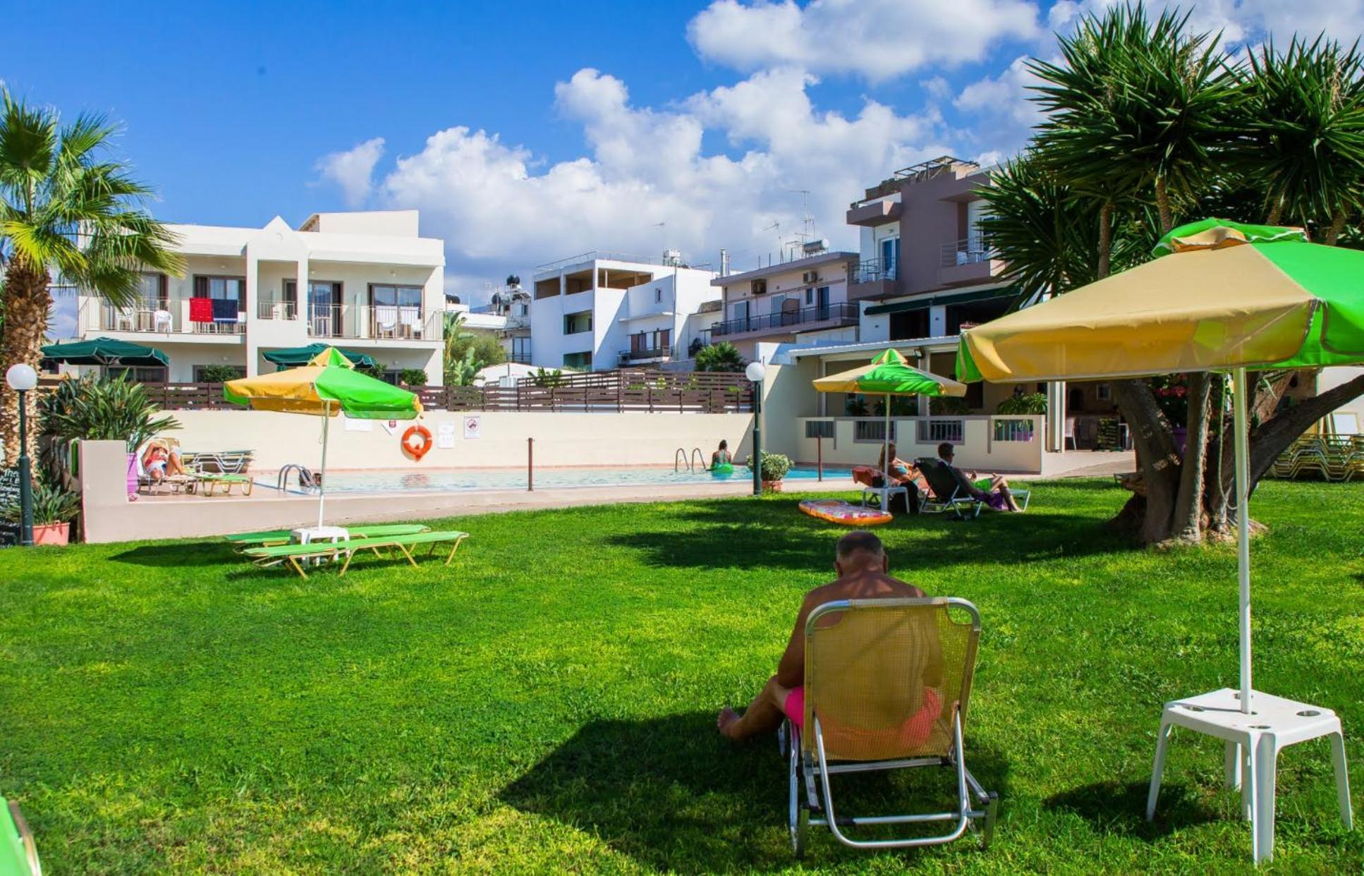 Theoni Apartments ماليا المظهر الخارجي الصورة